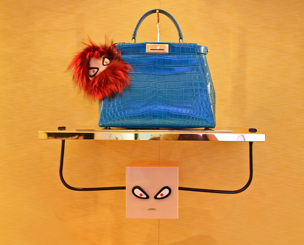 Harrods與Fendi 聯(lián)合推出獨(dú)家Bag Bug快閃店