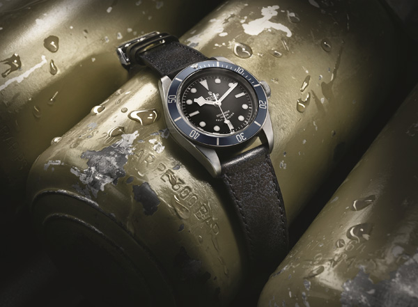 Tudor Heritage Black Bay 運(yùn)動季潛水腕表