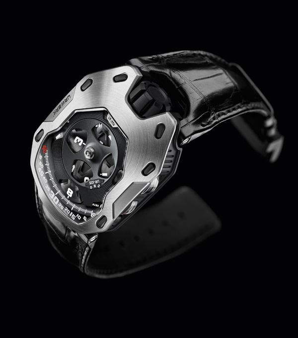 URWERK UR-105M：鐵甲騎士，時間之光