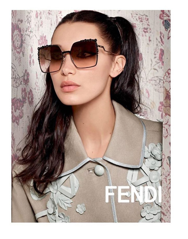 哈迪德姐妹代言Fendi 2017春夏系列廣告