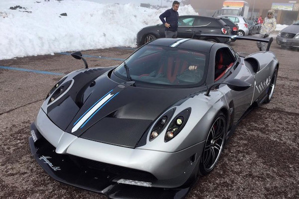 帕加尼Huayra BC實(shí)車曝光 將亮相日內(nèi)瓦車展