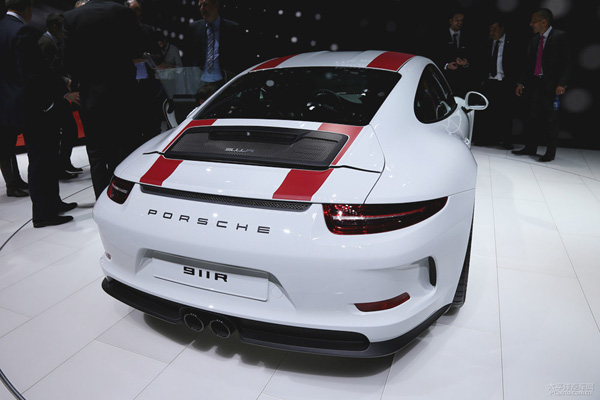 保時捷911 R 于日內瓦車展正式發(fā)布