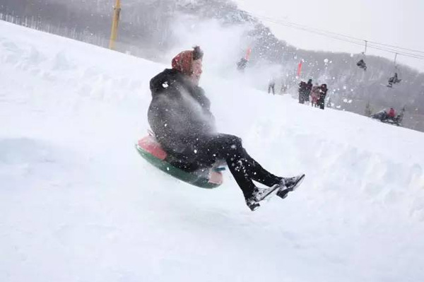 春節(jié)去哪兒？極致奢華滑雪天堂谷雪維爾，絕美雪地開啟活力新年！