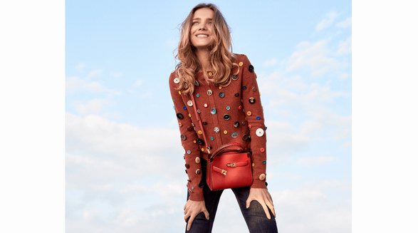 超模Natalia Vodianova 優(yōu)雅演繹Tory Burch 2021新年膠囊系列大片