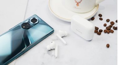 get愛(ài)豆同款從何下手？戴上榮耀Earbuds 2 SE，四舍五入和TA共享音樂(lè)