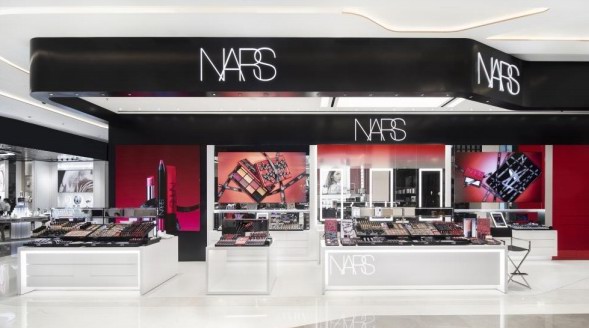 NARS 先鋒彩妝登陸上海久光中心 大膽玩色解禁潮能型格