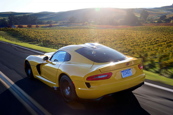 SRT 即將推出全新SRT Viper Track Pack套件